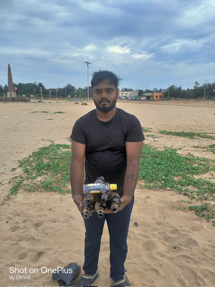Dipak_Ironside's tweet image. Just had an amazing weekend cleaning up the Sea beach of Paradip! It feels great to give back to the environment and help keep our beaches clean and beautiful 🌊🌞.Proud to be a Part Of @AahwanCombines
 #WeekendCleanup  #OceanConservation.
@CollectorJspur
@odisha_tourism