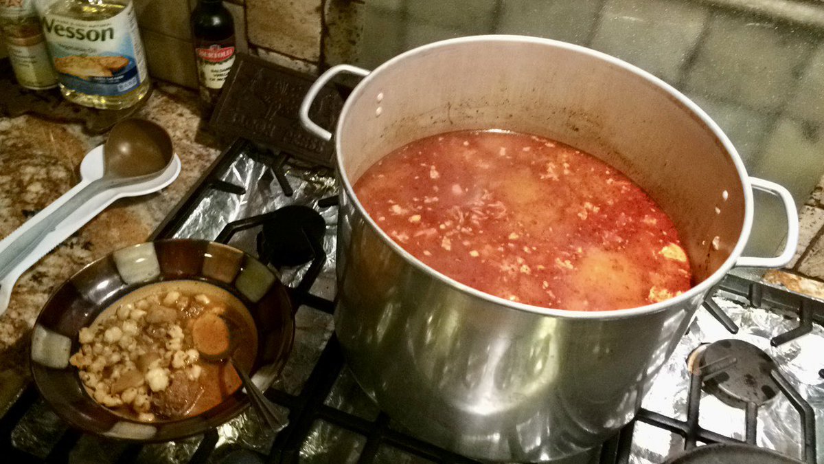 darthjohn_fett's tweet photo. @therealjoebob @kinky_horror 
Love #menudo
😋
#TheLastDriveIn https://t.co/nhuCM8Mu9Y