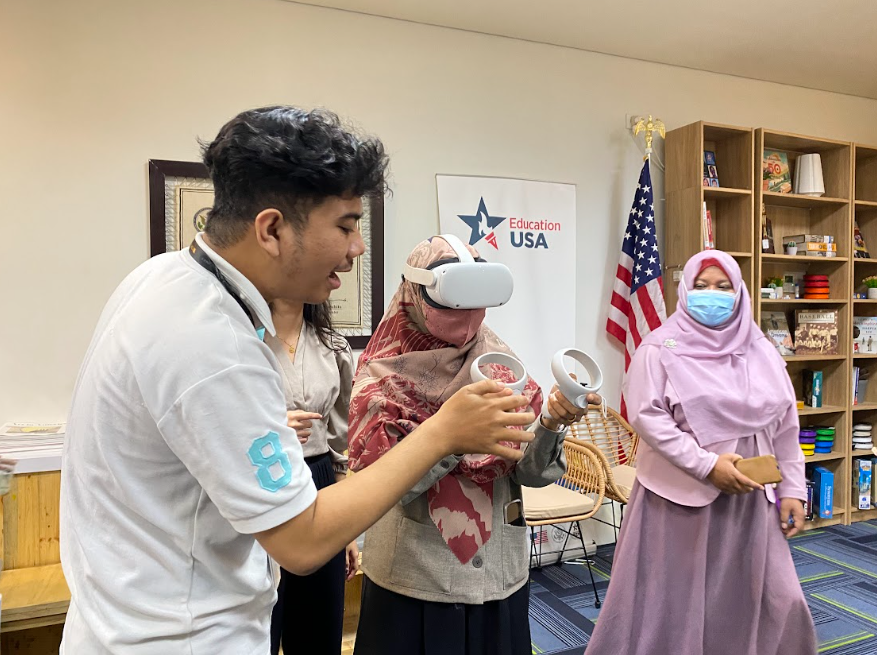 American Corner UNAIR tweet media