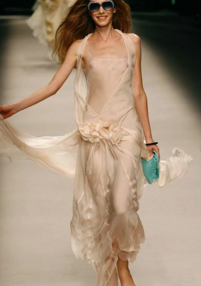 Phyllis67411326's tweet photo. the Sonia Rykiel Spring/Summer RTW 2008 #SoniaRykiel #runwaymodel #modeling https://t.co/TKb5zUUagm