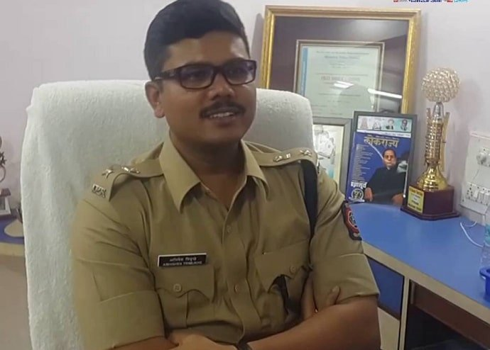 tandav29257392's tweet photo. CBI explain the stun gun marks on Sushant's neck
@CBIHeadquarters 

Who killed Sushant? @PMOIndia @HMOIndia 

Has CBI recorded statements from 
Sachin Vaze, Abhishek Trimukhe, Param Bir Singh❓

#JusticeForSushantSinghRajput 

Mumbai Police Role In SSR Case https://t.co/978PzS81Sd