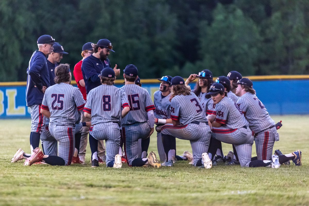 Your Colonials will be busy again next week:

Monday @ Mecklenburg (5:00 pm)
Tuesday @ Meadowbrook (5:00 pm)
Thursday vs. PG (6:00 pm - SENIOR NIGHT)
