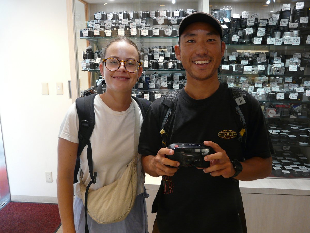 ラッキーカメラ店 tweet media