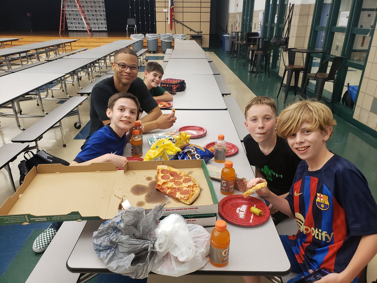 What an incredible time we had at this Fund a Need soccer experience. Such an amazing group of <a href="/EubanksDragons/">Eubanks Intermediate</a> kids. Shout out to Mr. B. For joining us on a whim today. These guys gave both of us a run for our money.

#InspireExcellence