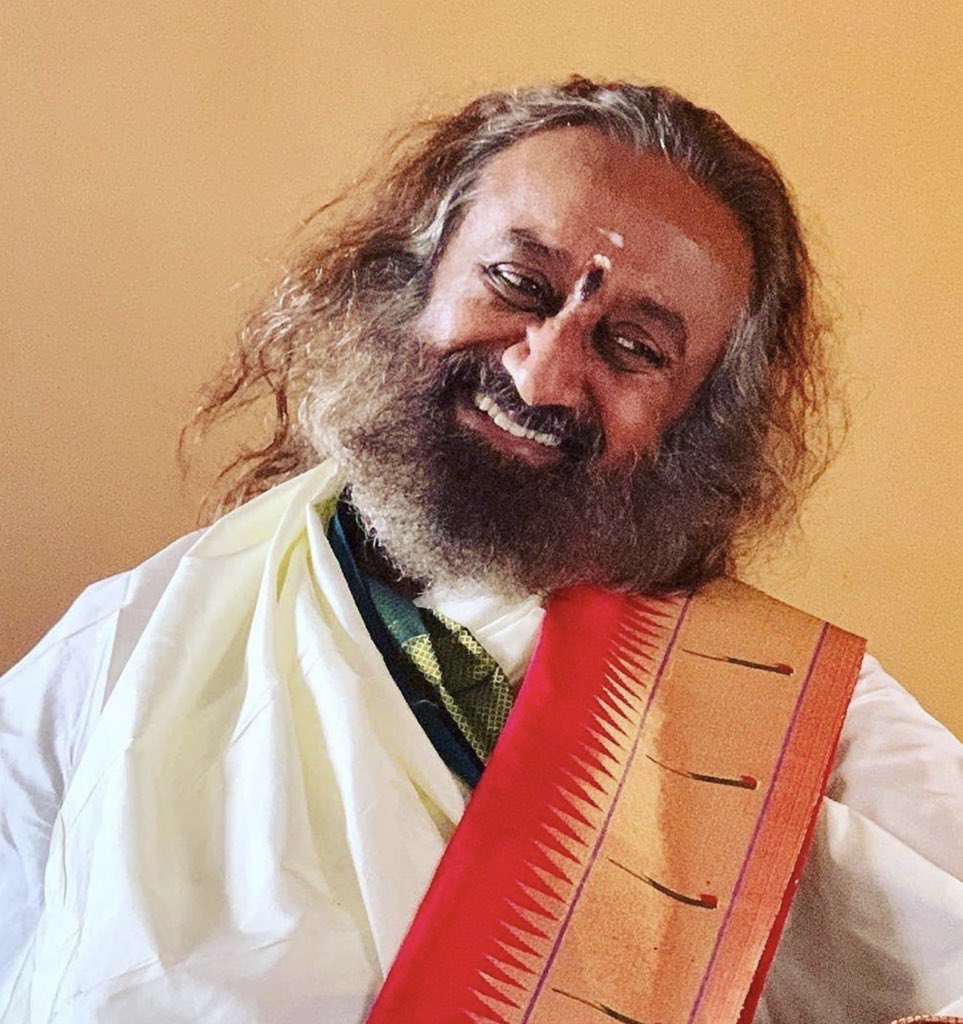 i_am_a_sadhak's tweet photo. When you are on the path, when your heart is clean and when you are meditating, there is no way that you will fail. If it appears as though you are failing, that failure is only to get you towards higher success. This is for sure! Gurudev @SriSri 🌸 https://t.co/JI5OvbZdIi