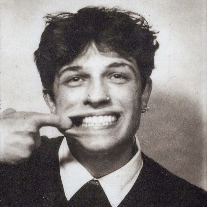 loversrockcoded's tweet image. you showed me a power that is strong enough to bring sun to the darkest days !