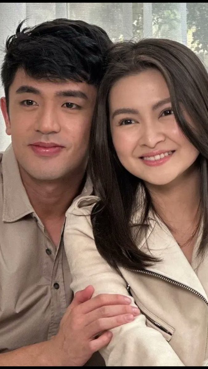 lovegrace893255's tweet photo. When you are with the right person, you glow because you become each others' daylight. You make each other happy and you feel the love from one another. You feel safe, content and peaceful being with that person.
#BarDaDayLight
#BarDa
#DavidLicauco
#BarbieForteza https://t.co/60du2TMXjJ