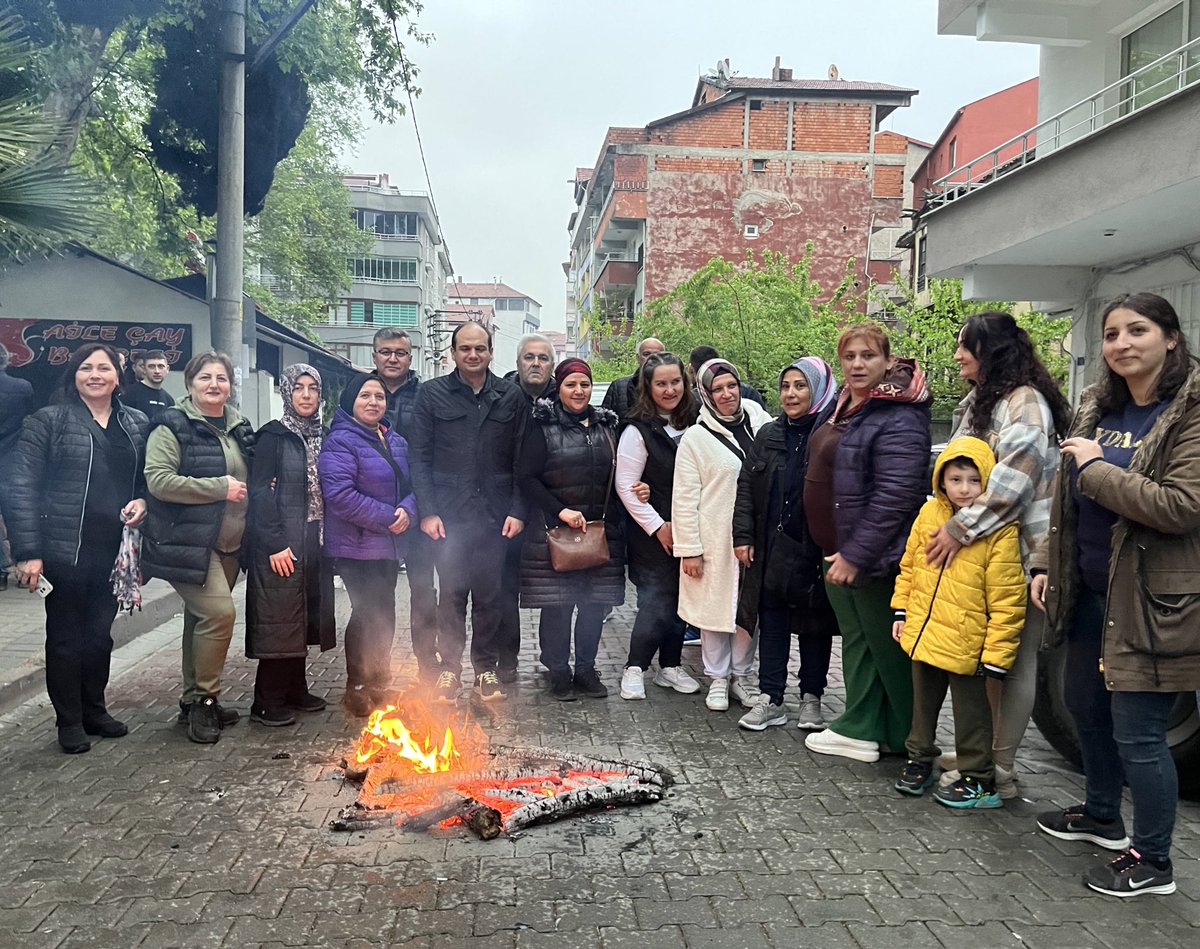 dogasanlioglu's tweet image. Bolluğu, bereketi, baharın gelişini simgeleyen Hıdırellez şenliği #Devrek’te coşkuyla kutlandı. 

Dileğimiz ülkemizin güzel yarınlarına…🙏