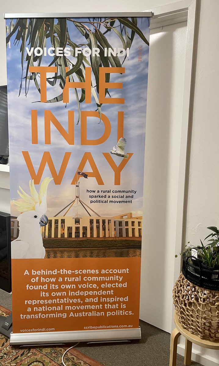 In bookstores now! If you want to find hope in Australian politics, read this story! Democracy at its finest!  #doingpoliticsdifferently
#auspol #voicesforindi @scribepub