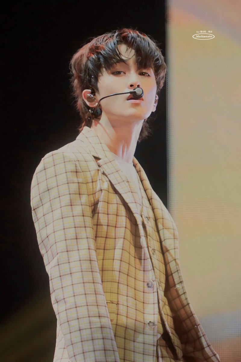 _blacksweater's tweet photo. 230501 TDS2 in Singapore 

#마크 #MARK #NCTDREAM https://t.co/u3lkVgBiub