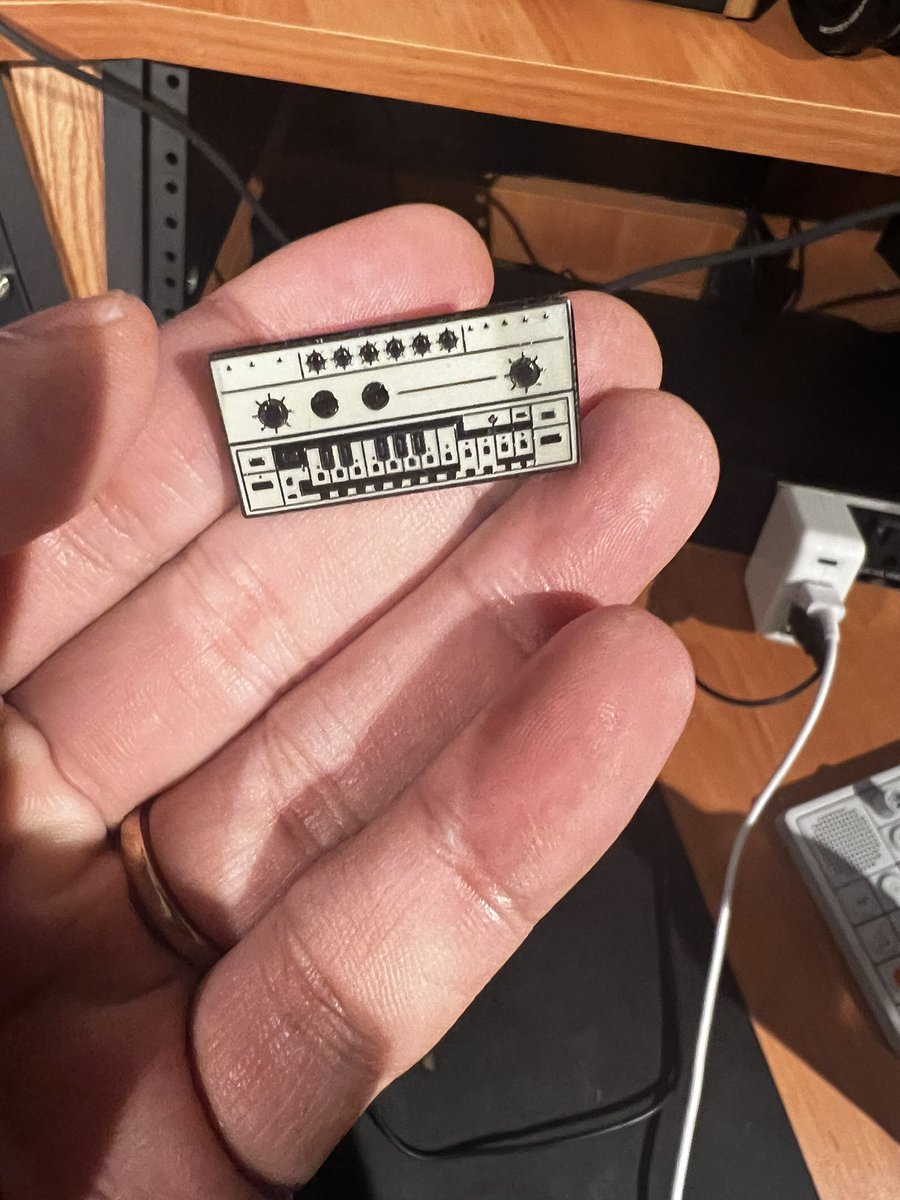 Ujico*/Snail's House on Twitter "smol instruments"