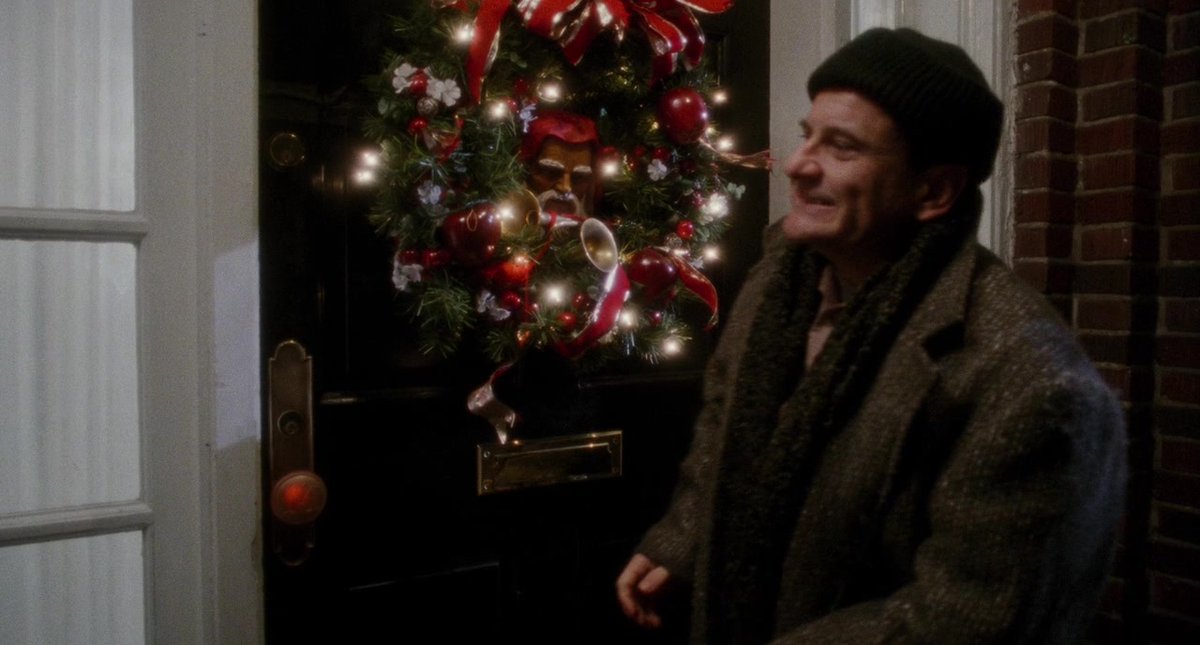 HomeAloneFrames's tweet photo. Home Alone by John Hughes - frames 115713 to 115716 of 148019.
You little creep, where are you? #homealone #homealoneframes https://t.co/mYC5A2kr8W