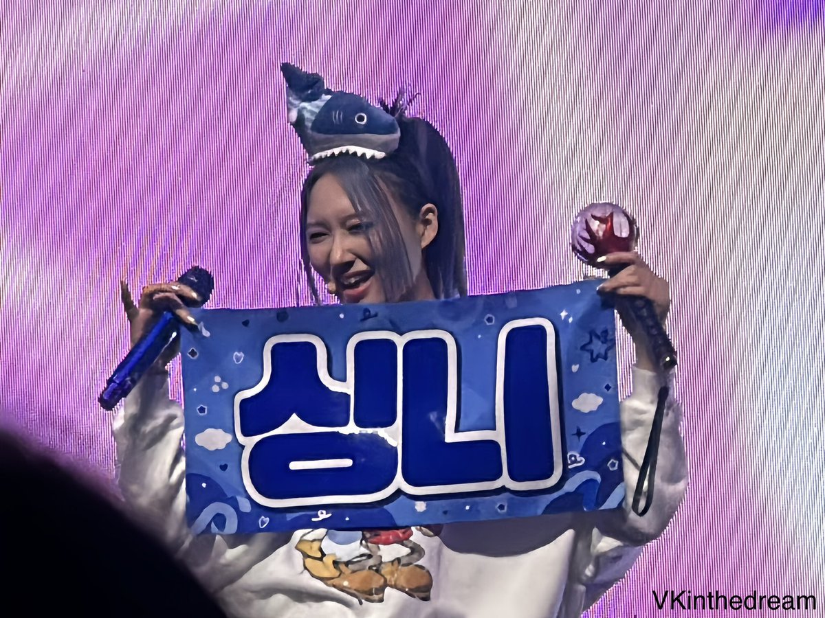 VKinthedream's tweet photo. 230505
#YOOHYEON #SIYEON #DREAMCATCHER_REASON
犬科好可愛🥹 https://t.co/j3IZnqfdK4