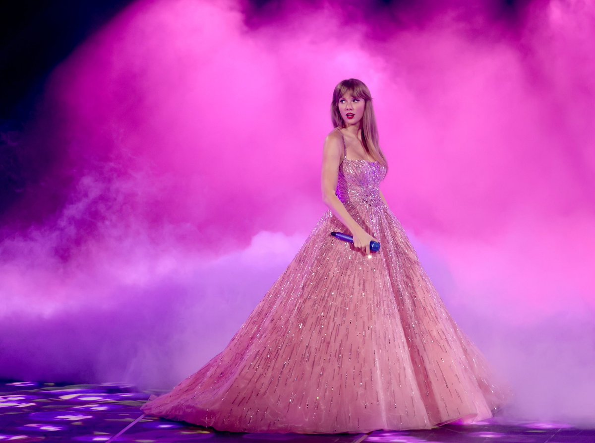 Spotify's tweet photo. Swifties your manifestations worked 🎆 Speak Now (Taylor’s Version) is coming July 7th https://t.co/J1feXftTsF