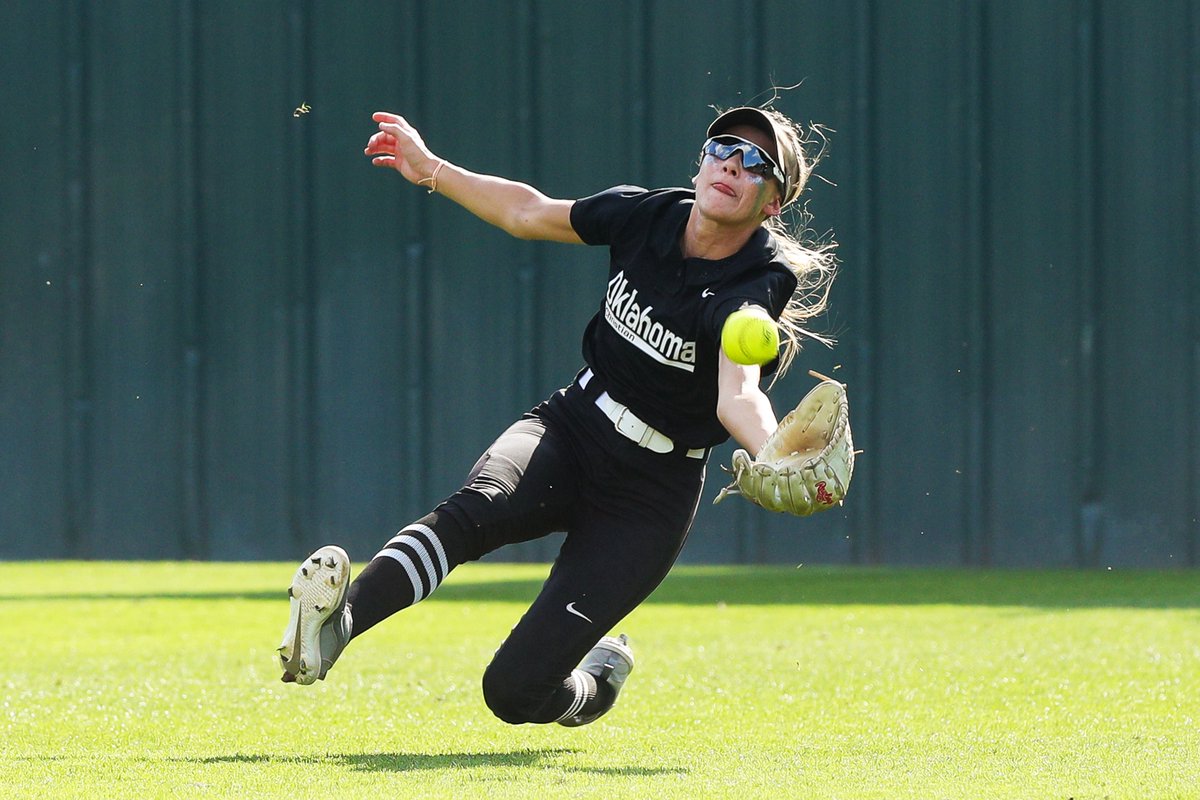 LoneStarConf's tweet photo. Scenes from LSC Softball Championship Day 2. 🥎🏆

Tournament Central: https://t.co/ogxNko0YZq 

📷 | @LangWhitePhoto 

#LSCsoft https://t.co/xqtp6UQttv