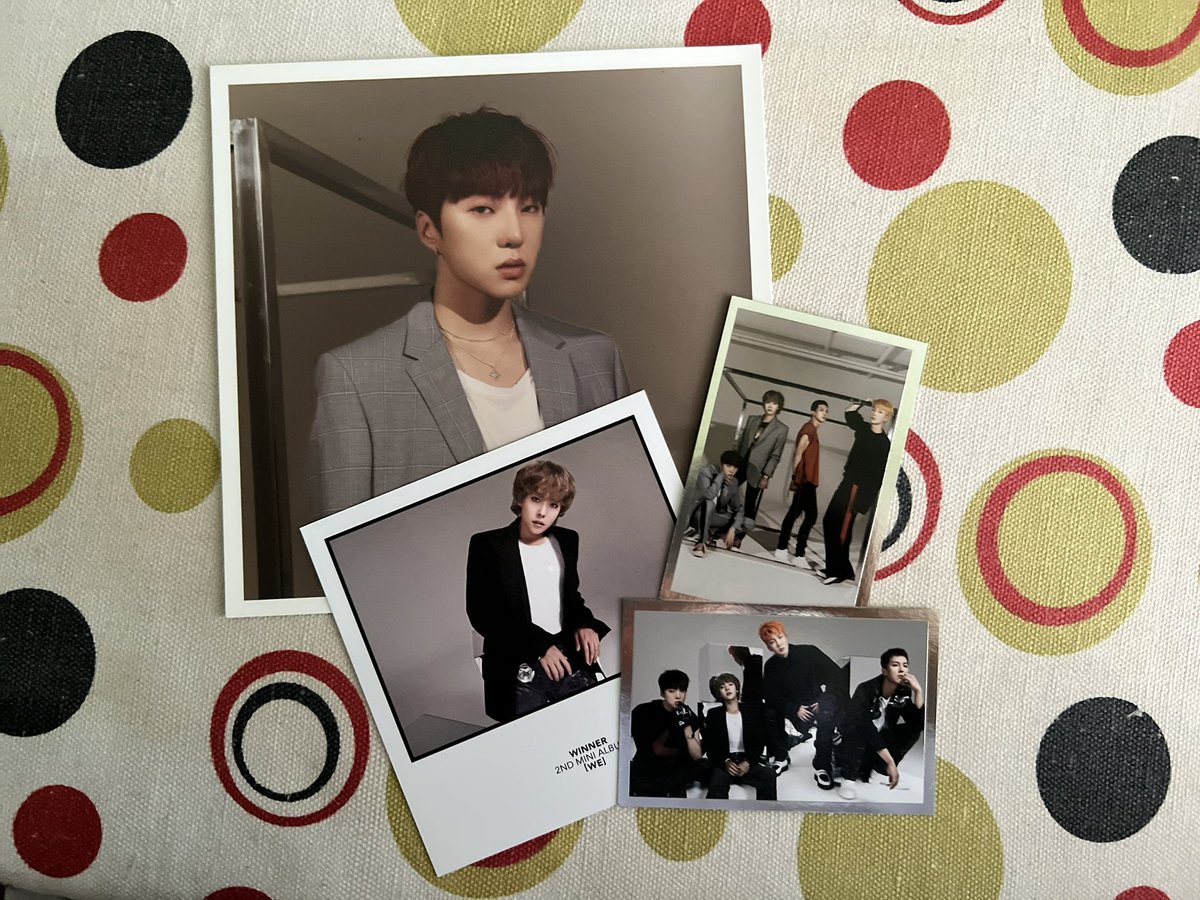 wih_wih_wi's tweet image. HELP RT | WTS

WE Winner Album - RM 35
TAKE Mino Album - RM 40

Will get all album inclusions. Please refer to second image for inclusions. 

Price include postage. For EM please add RM8

#pasarWinner @pasarWINNER