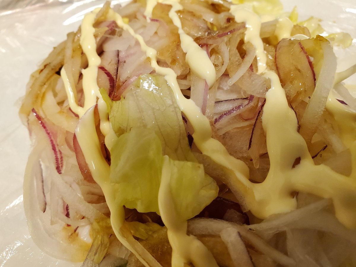 rf9csPdqUryh7Y9's tweet image. 今朝はゆっくりとハムチーズトーストとオニオンスライスとレタスサラダ頂きました🍴🙏☕😃☀️

こんにちは👋😃

休みはゆっくりしよう🎵