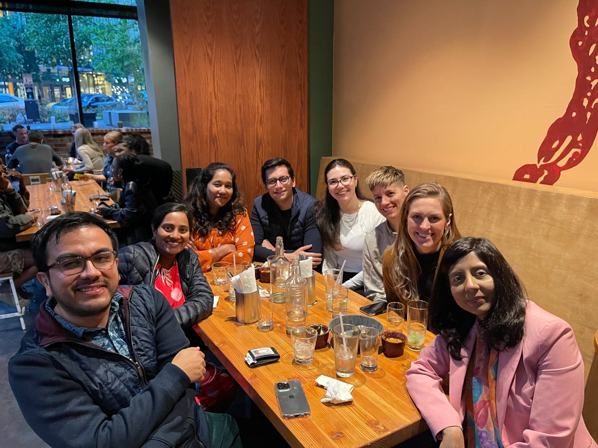 Just had an amazing dinner with fellows and their lovely families, and friends @henryzelada2 after a day full of insightful discussions at #AACE2023 Excited to work with such dedicated team @UAB_endocrine