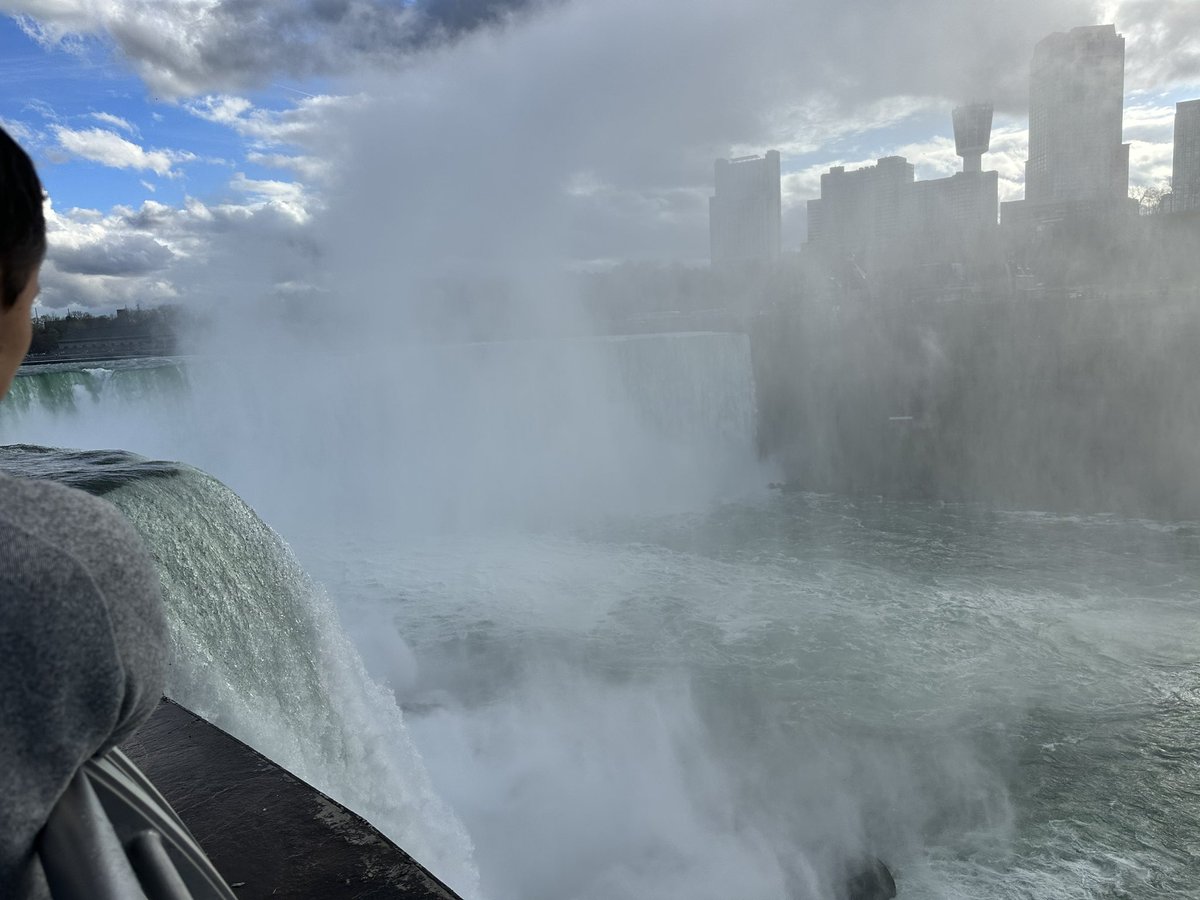 Cuthbert_Mario's tweet image. After listening to interesting sessions on  #Cancer #healthdisparities and social drivers of health in day 1 of the MPE2023 meeting, we had a breathtaking tour at the Niagara falls. Here with Dr. @elomAglago and Dr. @KTsilidis from Imperial College London and Dr. @Cheng15 #OSUCCC