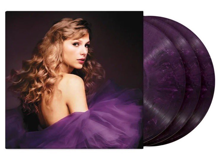 daisymmeadows's tweet image. because it’s my favorite album and I’m on an adrenaline high 

I will be doing a GIVEAWAY for Taylor Swift Speak Now Tv 

- Giving away a cd to one person and a vinyl to another person 

LIKE, RETWEET, and FOLLOW to enter 💜