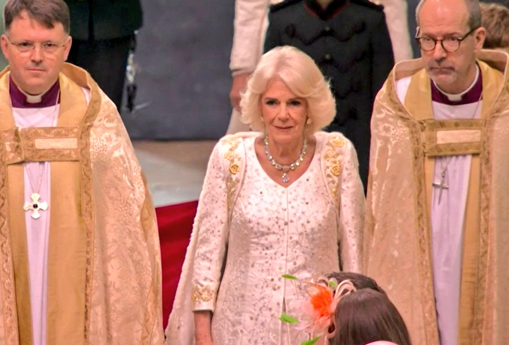 It's a triumphant day for side chicks around the world. 
Hang in there girls x