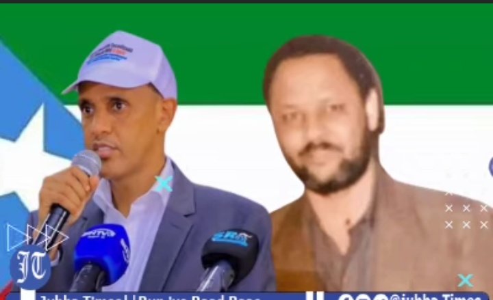 Farqiga u dhexeeya waa
Kan kowaad isagoo ay TPLF  kibirsaneyd ayuu ku dhawaaqay madax banaani 
Kankale asagoo ay itoobiya ku mashquulsanayd dagaalka sokeeye ayuu ka qayb qaatay dagaalkaas Halkin u ka faaidaysan laha
Hadana liyu police la kala dir