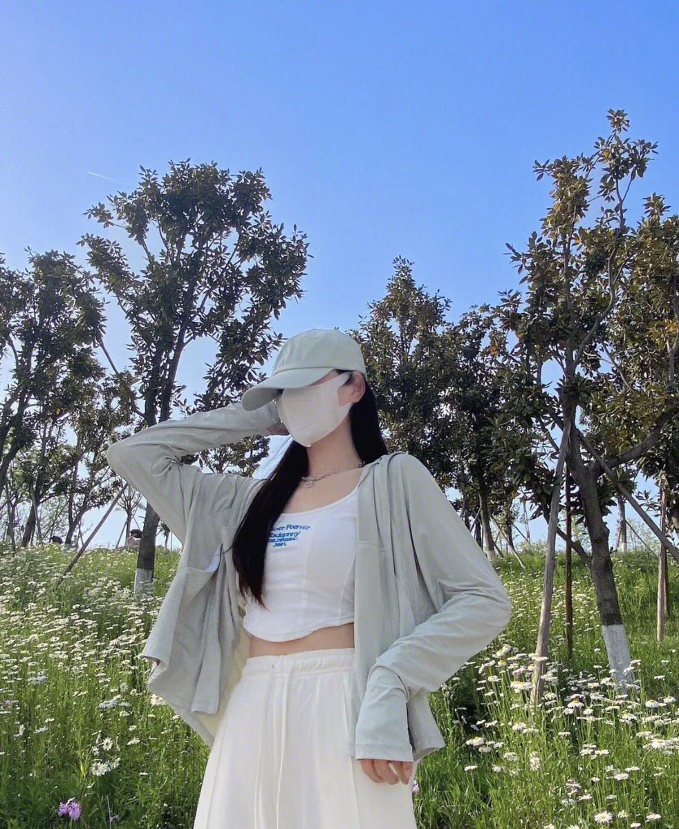 vhc1420's tweet photo. 做个废材，没有梦想，吃饭睡觉，保持可爱 

#甜美 #襄阳 #可爱 #武汉 #优雅 #荆门 #可人 #湖北 https://t.co/wDuWRxTpdk