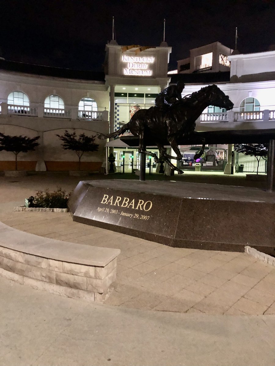 The calm before the chaos. 
#KentuckyDerby2023 <a href="/derbymuseum/">Kentucky Derby Museum</a> <a href="/WLKY/">WLKY</a>