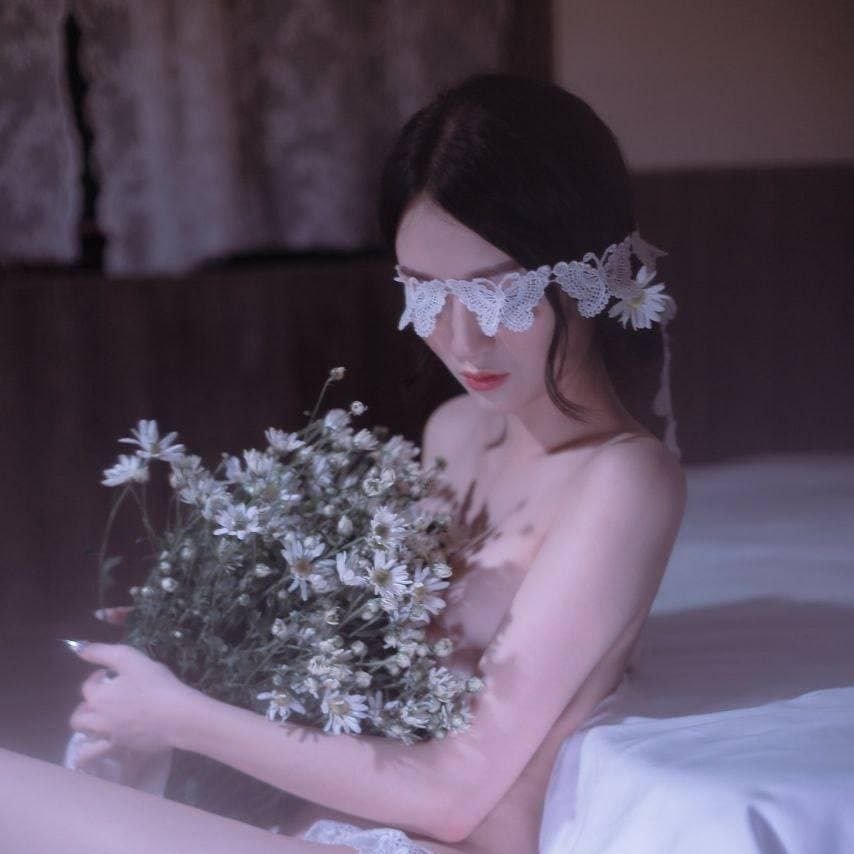 dfgfeg2's tweet photo. Em gái nghỉ lễ ở nhà rất cô đơn muốn tìm một anh trai chơi cùng cho khuây khỏa, chat thấy hợp thì hẹn nhé zalo: 813562462 https://t.co/d3UJnYQg3u