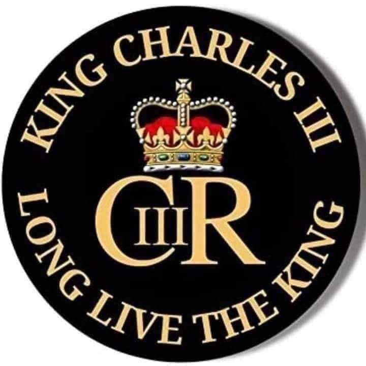 Interesting the number of "fuck the monarchy, not my king" posts I'm seeing doing the rounds, bet they're all taking the bank holiday though? 🤔 #beergardenchavs