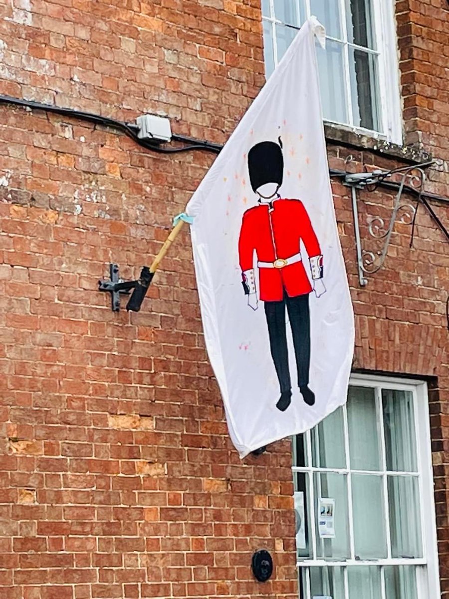 Happy Coronation Day - God Save The King 
Here is our coronation flag produced by  Andrea of O2i  of Langport 
Sponsored  by  Goodswen &amp; Belle of Langport 
Carol used  recycled material to make  it &amp; Phoebe choose to hang it outside our Town Hall 
Team work!