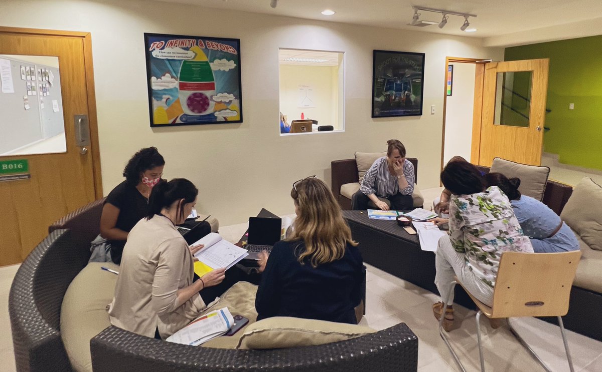 cecigomez_g's tweet photo. Nurturing our #CultureOfCollaboration, the ES EAL team led a #coassessment session w our KG team ~ we learned to use @WIDA_UW rubrics, norm our assessment practices & reflect on equity of opportunities for our MLLs @ssischool @KladovaTatiana @JessicaEDavis1 @elena_anello @mjsyl https://t.co/4v5ElbuukT