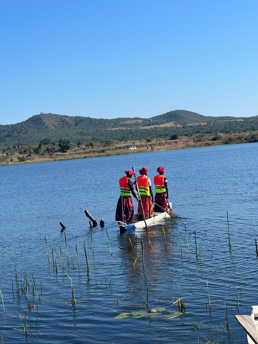 chena_gallery's tweet photo. The Nkwashi Sprint for Impact has begun! Teams are competing in the canoe sprint race at Nkwashi Estates. After the races, we're screening King Charles III's coronation. 

Today is a day full of excitement and celebration! 

#Coronation @UKinZambia @FCDOGovUK @RoyalFamily https://t.co/lUZszIdvkr