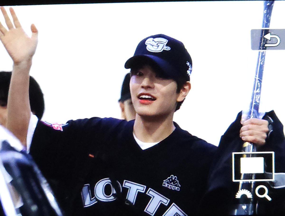 minipuppyKSM's tweet photo. 230506

잘가 강쥐 ㅠ

#스트레이키즈    #승민 #straykids    #Seungmin https://t.co/zER5iaBZzG