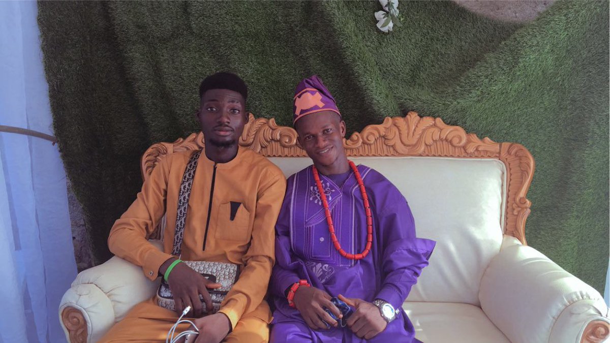 qudus_okewunmi's tweet photo. My boss is getting married today . May God bless their marriage 💑💑Amen #wedding #latestcouple #everyone https://t.co/6guAvzAQYv