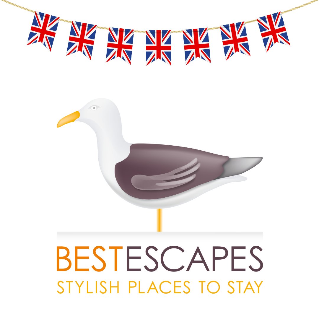 BestEscapes's tweet image. Myrtle has hung her bunting and is ready to join in the celebrations for the Coronation of King Charles III. 

However you choose to mark this historic occasion, we hope you have a wonderful bank holiday weekend.