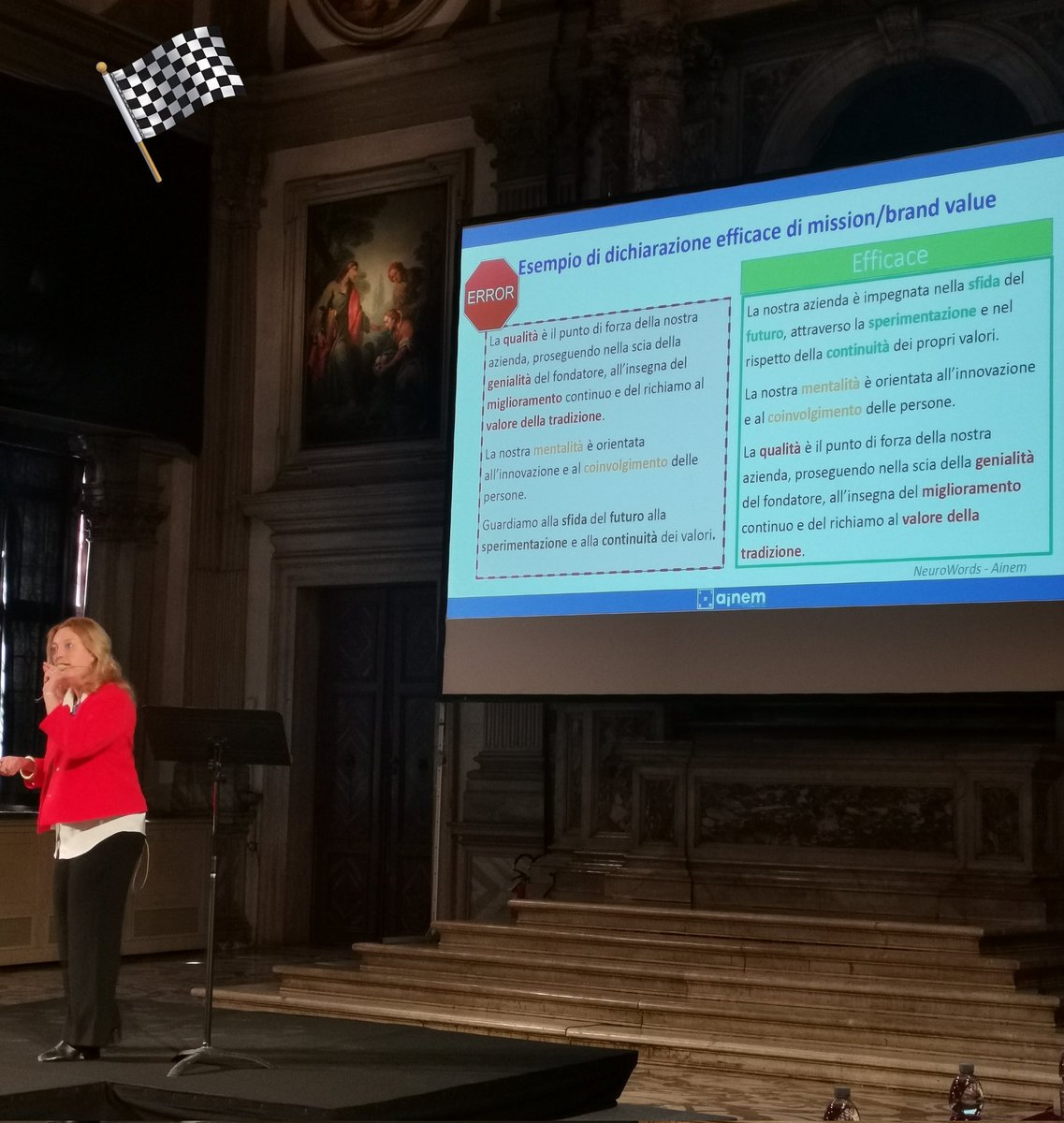 "Siamo un'azienda leader del settore che bilancia tradizione e innovazione" bla bla... 

Quante volte abbiamo letto queste frasi tutte uguali? Qui un testo utile accanto ad un testo inutile.
#Pilloledi: 
#neuromarketing
#Ai

<a href="/Ferpi_RP/">FERPI</a>

@ferpilazio
#InspiringPR
#comunicazione