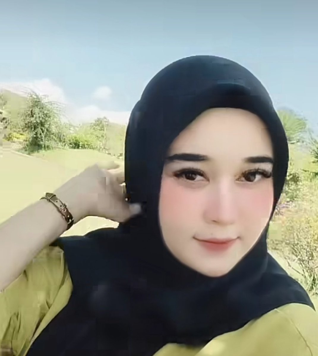 Liburan di taman yuk😋😋 #sangebanget #sangeberat #ceritangentot #ceritadewasa #pejuinfoto #jilbabngentot #chatsekscerita #chatseksyuk #salamcroot #salamsange