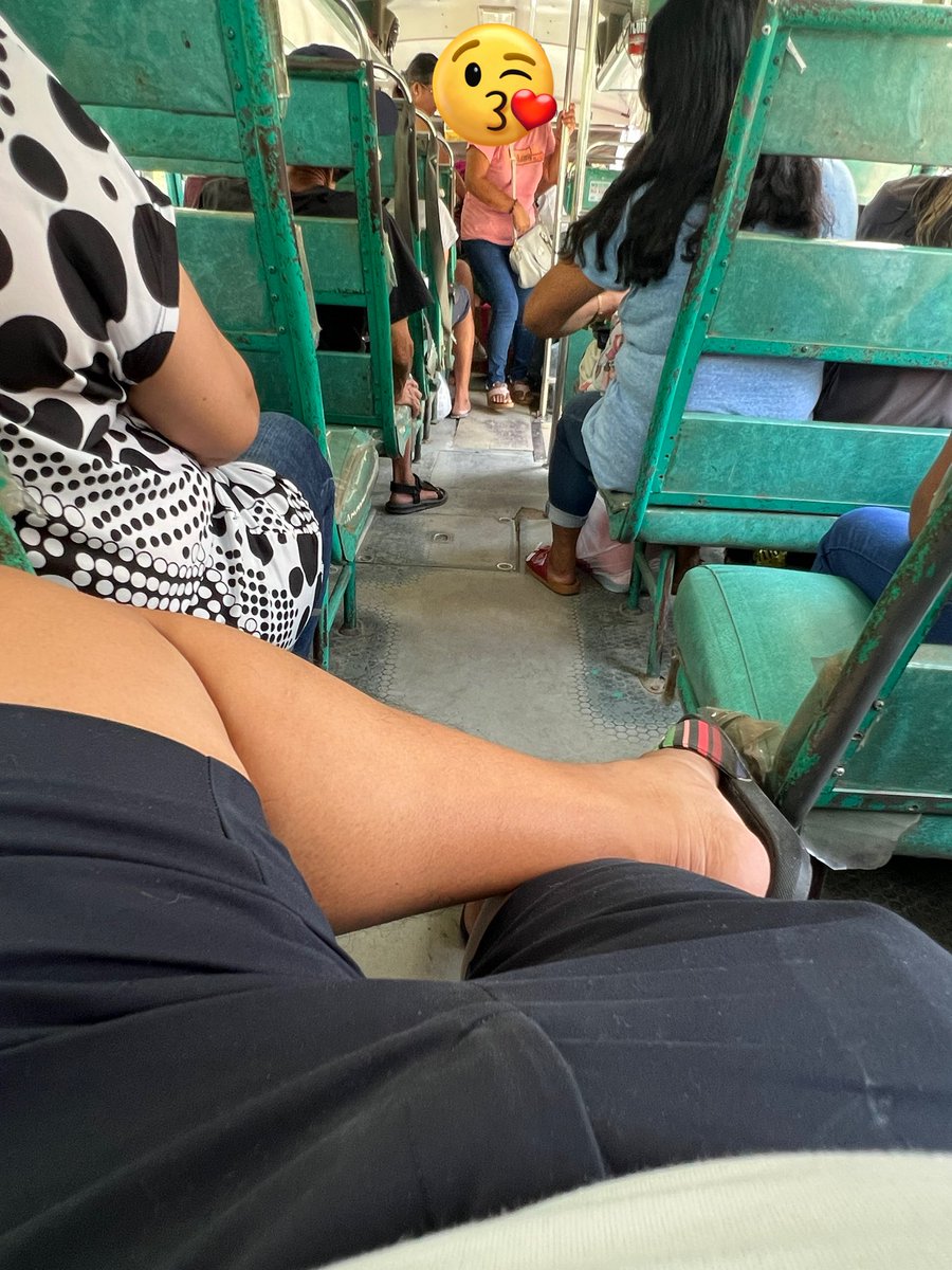 DeoNaethan's tweet photo. Puli ta sa uma kag magpa-miesta. 
Disco ta?😅😉
#alteriloilo #alterilonggo https://t.co/OMGezcZg2R
