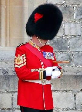 Timing is everything with Royal Ceremonial. We wonder how many times GSM WO1 Stokes will be doing this during   #Coronation2023