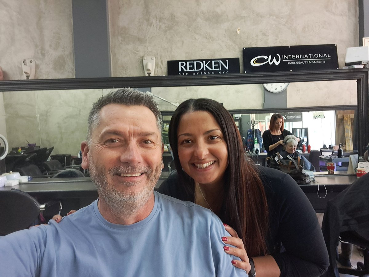 DanieSmit9's tweet photo. To my amazing stylist Chaz thank you  for the new look @cwhairint https://t.co/jTPxI39W27