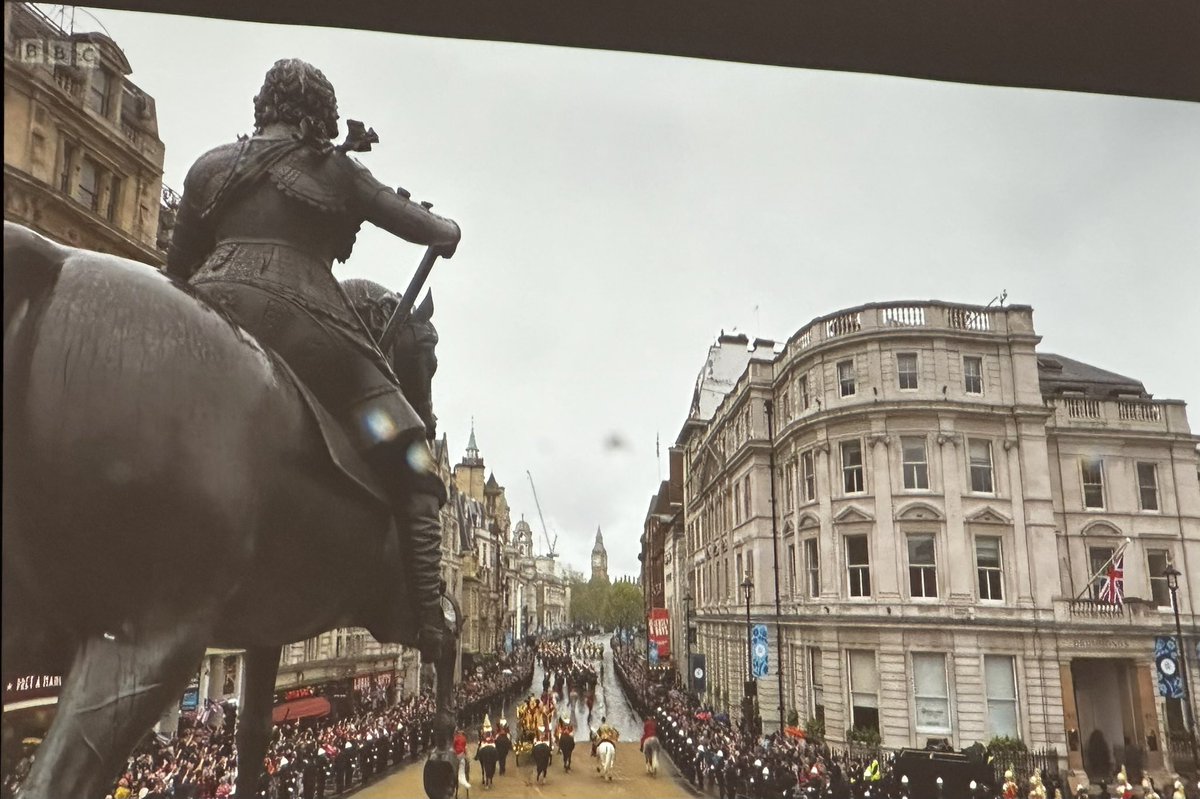 holland_tom's tweet photo. A slightly ominous shot.

Charles I’s statue stands on the spot where Thomas Harrison &amp; 7 other regicides were hung, drawn &amp; quartered in 1660, following the restoration of Charles II. The smell was so unpleasant that the locals objected, &amp; the executions there were stopped. https://t.co/KfB00Gv4hb