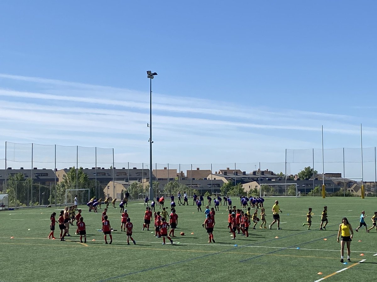 AlfredoGPlata's tweet photo. Jornada triangular; Mungia, Majadahonda y Torrelodones, en el Campo Antonio Martin con la presencia de @ferugby @TorreRugby #torreactiva @ayto_torre @Torre_Activa @vxtorrelodones https://t.co/W1ldAg0jZn