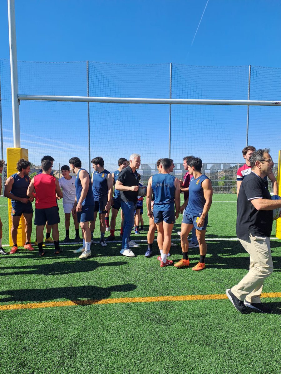 AlfredoGPlata's tweet photo. Jornada triangular; Mungia, Majadahonda y Torrelodones, en el Campo Antonio Martin con la presencia de @ferugby @TorreRugby #torreactiva @ayto_torre @Torre_Activa @vxtorrelodones https://t.co/W1ldAg0jZn