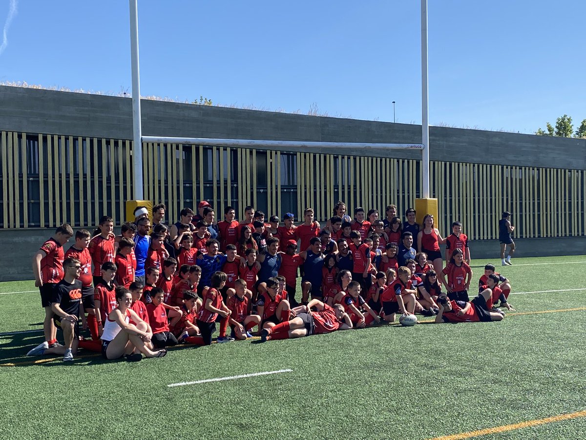 AlfredoGPlata's tweet photo. Jornada triangular; Mungia, Majadahonda y Torrelodones, en el Campo Antonio Martin con la presencia de @ferugby @TorreRugby #torreactiva @ayto_torre @Torre_Activa @vxtorrelodones https://t.co/W1ldAg0jZn