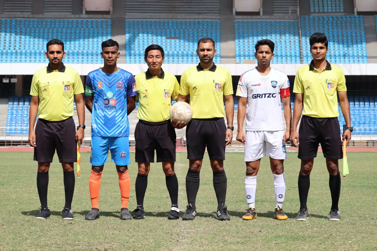 FootballDelhi's tweet photo. 2οΈβ£nd Match of the day is on π₯
Northern United FC π Noida City FC
#Footballdelhi
#FDBDivisionLeague #FDBDL #IndianFootball https://t.co/ZVvu3P6a9l
