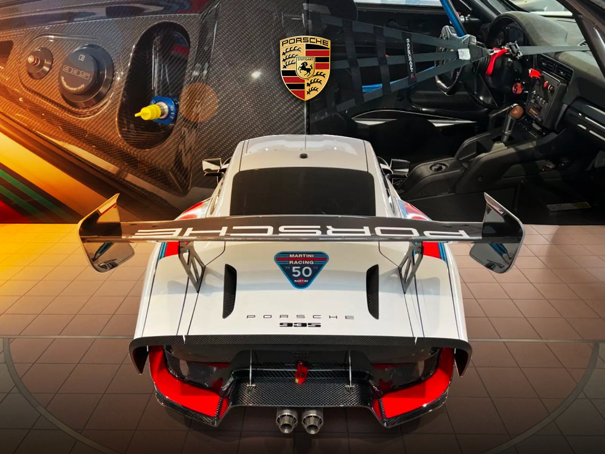 Mfairworld's tweet photo. Porsche 935 "1 / 77" Martini Racing
💵 2,380,000 €
📞 +49 (0) 511 8972 2045 MM Automobile @mm.automobile

The Porsche 935 Martini Racing is an exclusive car '2019 that has been produced in a limited edition run of just 77 vehicles.

#porsche #supercar #porschemartini #martini https://t.co/FPdQe8ZbTI
