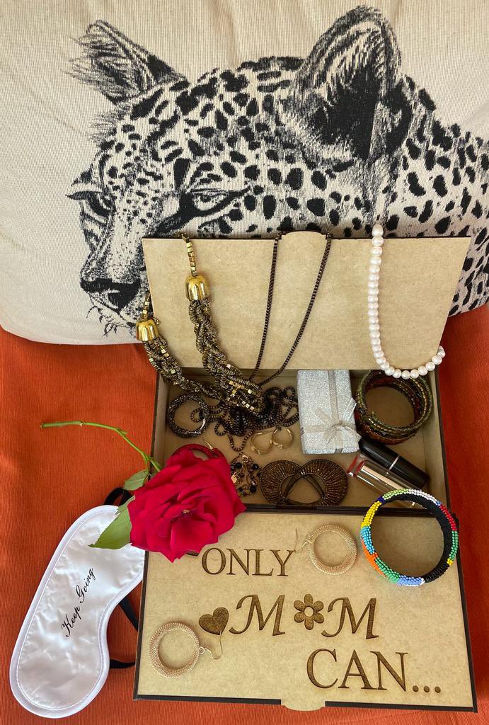 Sibongile Ntshinga tweet media