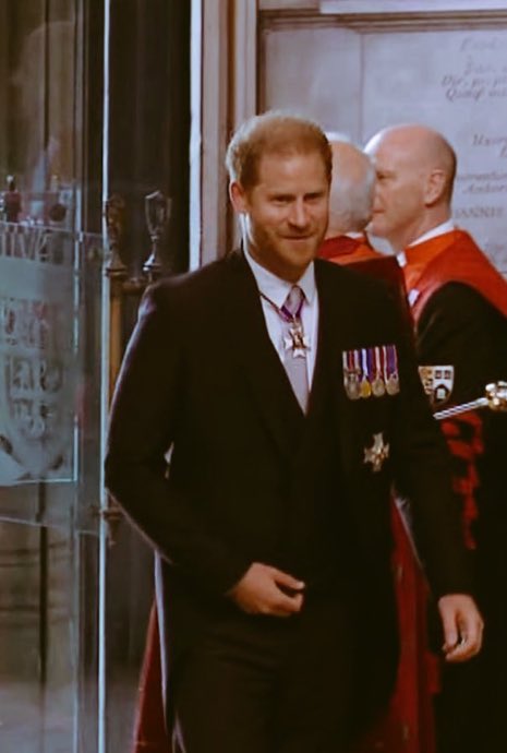 Pichy_laa's tweet photo. Prince Harry is the sole reason we are watching this royal spectacle #GoodKingHarry https://t.co/dTcPWDQ3Uw