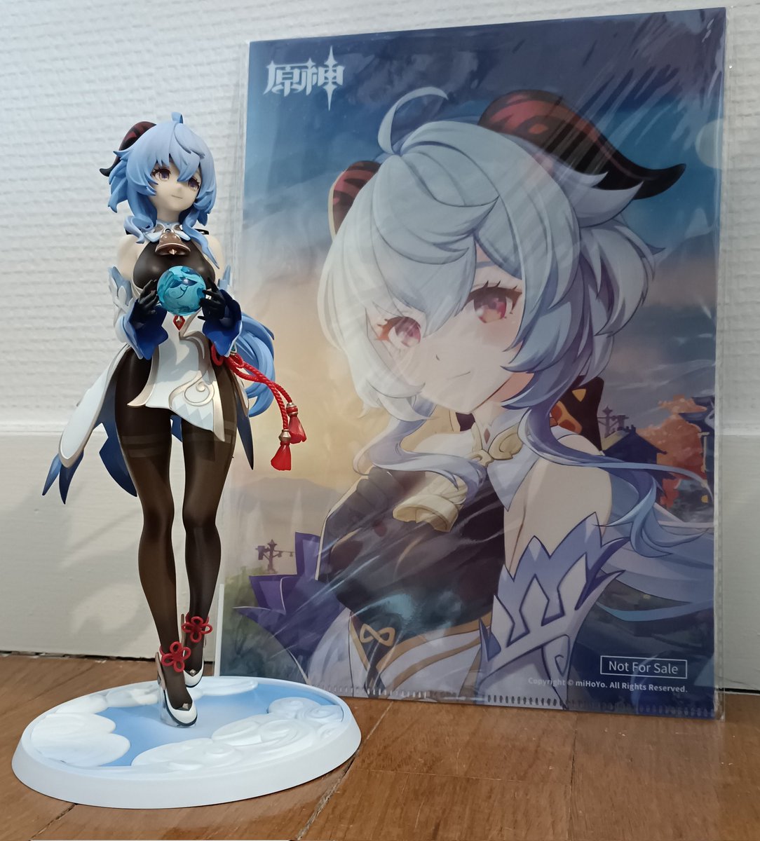 Vainharte's tweet photo. Nouvelle réception ! Je l'attendais avec impatience, mon perso préféré de Genshin Impact 😍
Merci @DeriveFigurine et heureusement que vous protégez toujours un maximum les envois 🥰, ce n'est pas sur la poste qu'on peut compter.... 😨 (Le contenu est intact heureusement !) https://t.co/3uZxZLdCGM